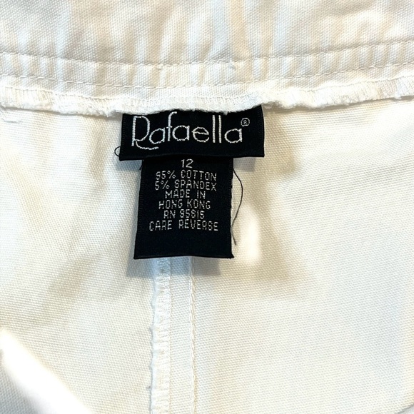Rafaella Capris Comfortable Fit Stretch Fabric, Faux Pockets Color White Size 12 - Picture 7 of 12